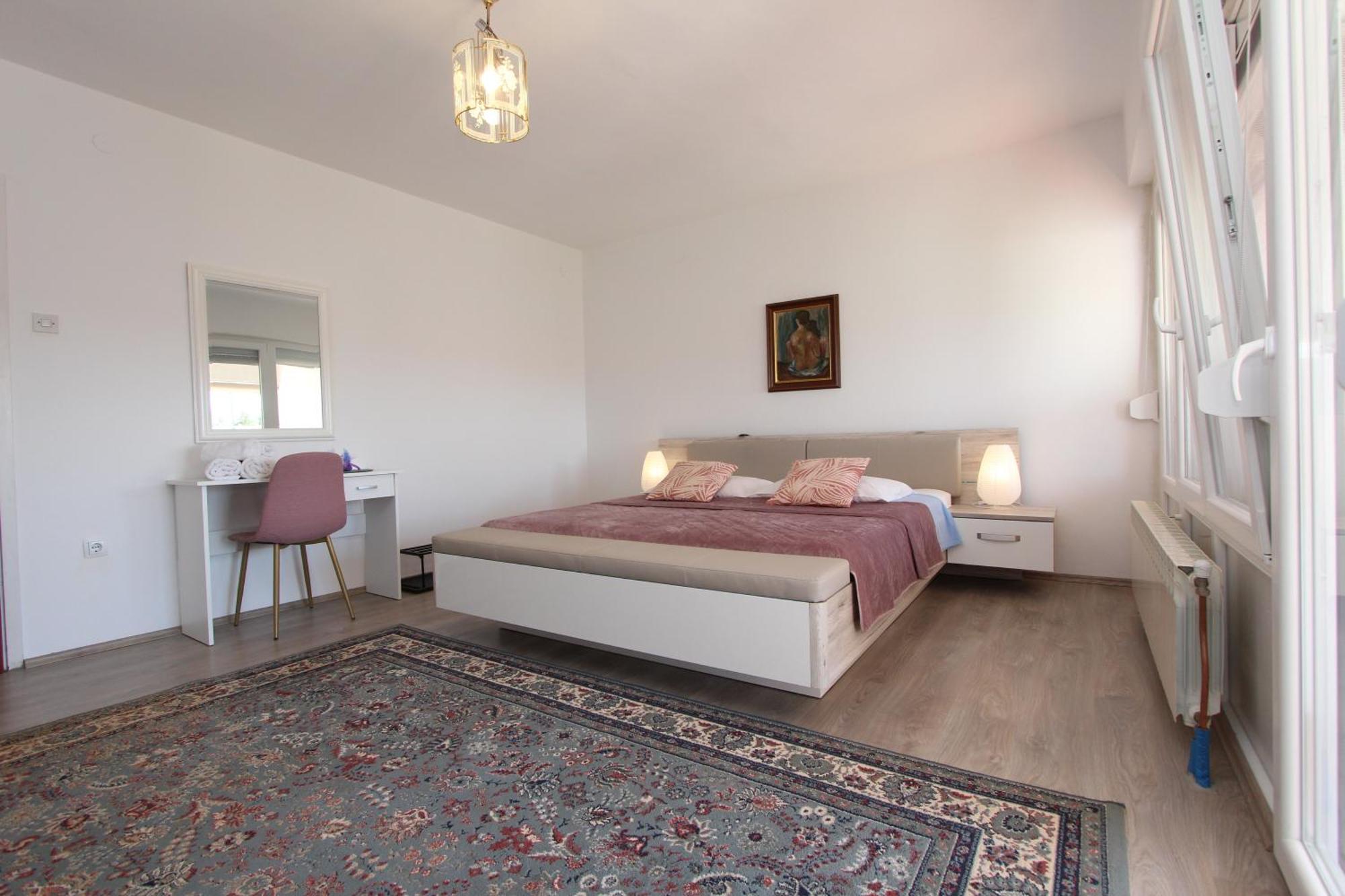 Rooms And Apartments Dino Ровінь Екстер'єр фото