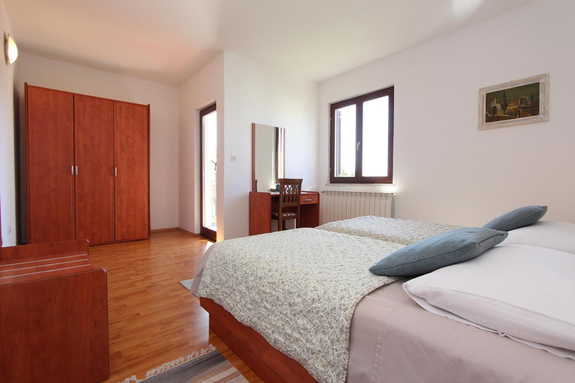 Rooms And Apartments Dino Ровінь Екстер'єр фото